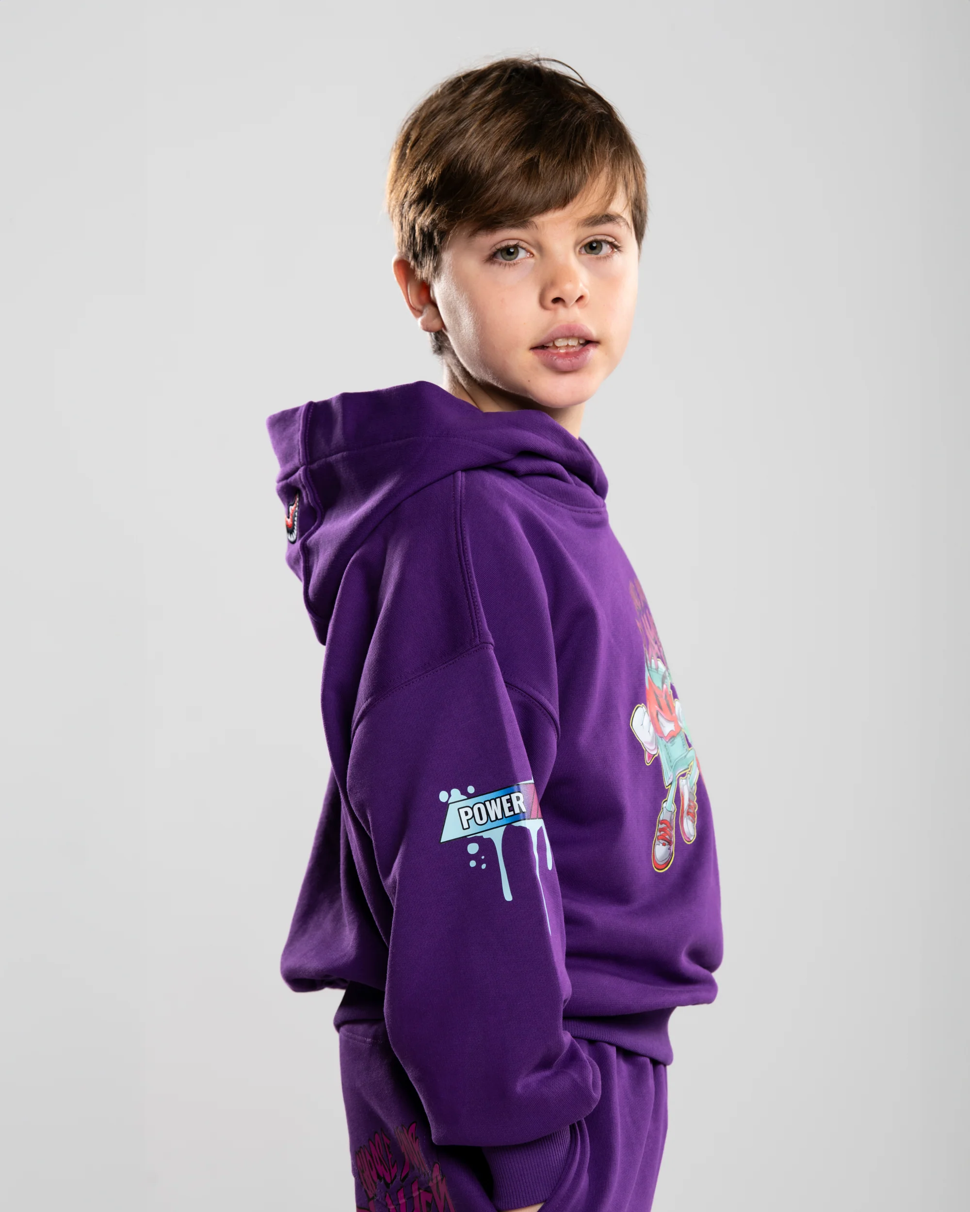 CHARACTERS FIGHT PERFECT HOODIE - Image 3