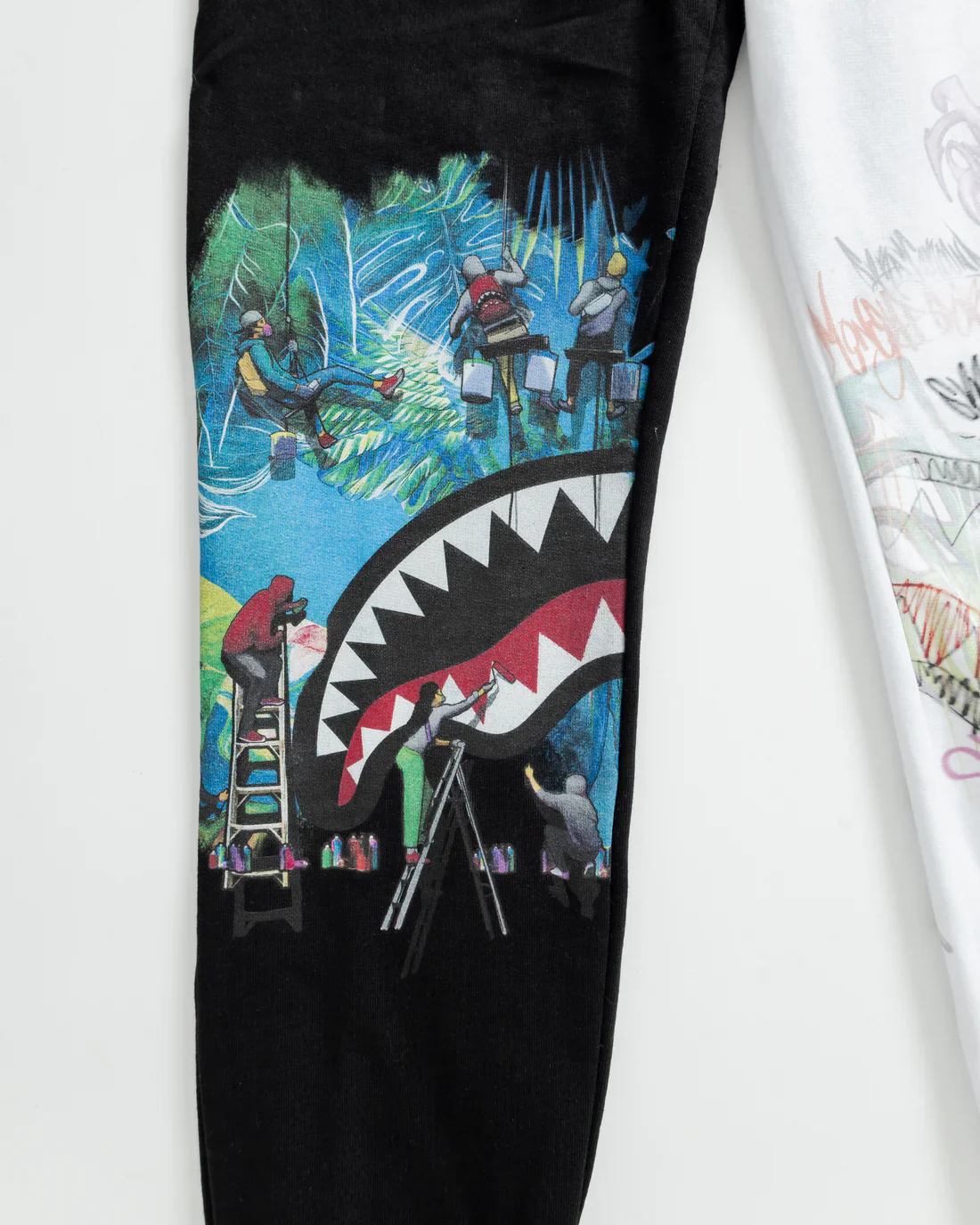 GRAFFITI STYLE SPLIT PANTS - Image 4
