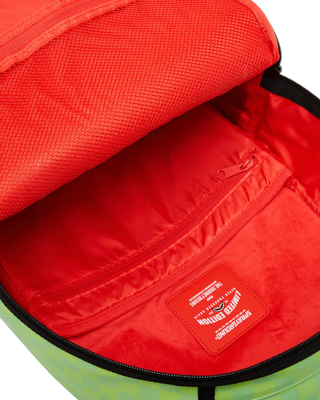 LOONEY TUNES RABBIT HOLE DLSXV BACKPACK - Image 8