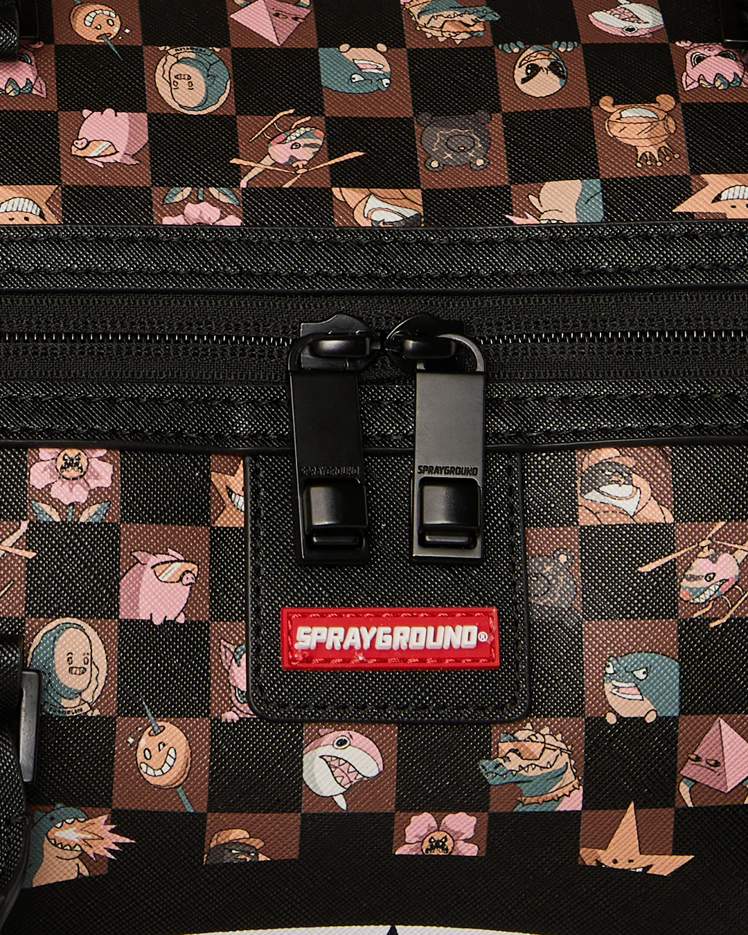 PEEKING CHARACTERS REMIX DUFFLE - Image 6