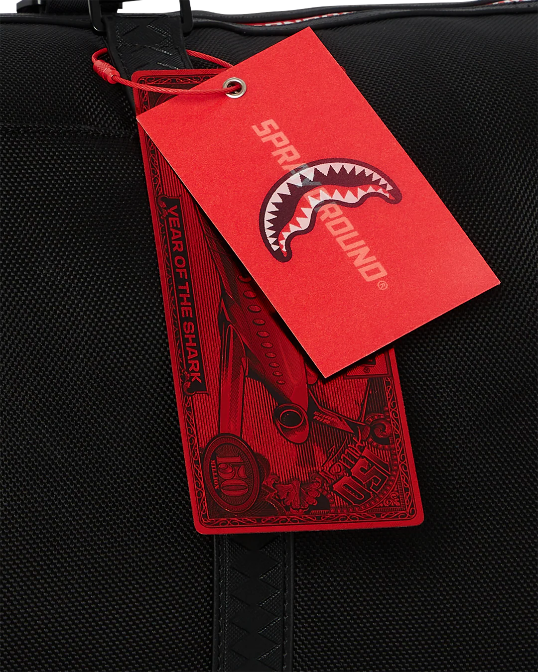 PRINTED ZIPPER SHARK DUFFLE - Image 9
