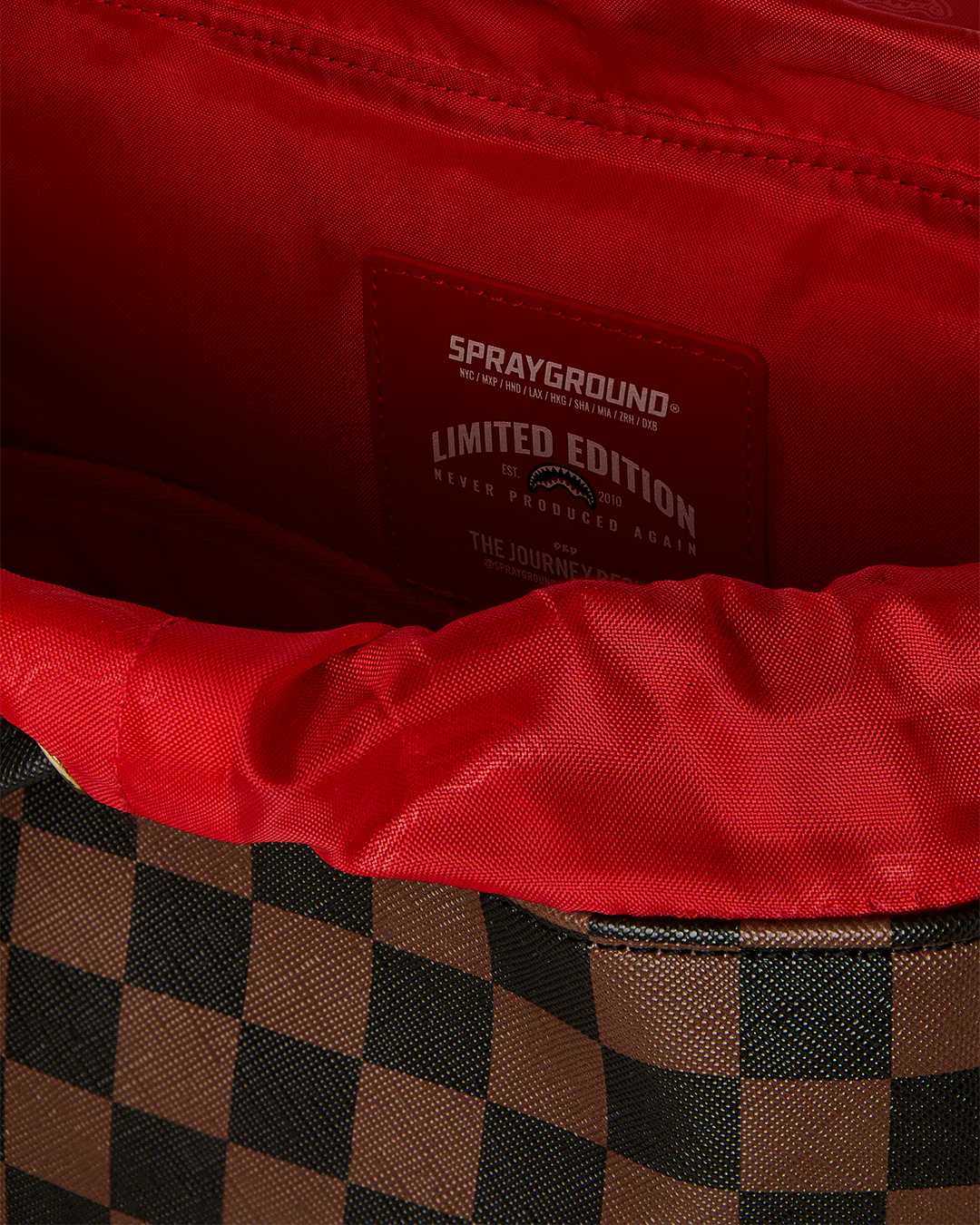 RED REDEMPTION MONTE CARLO BACKPACK - Image 9