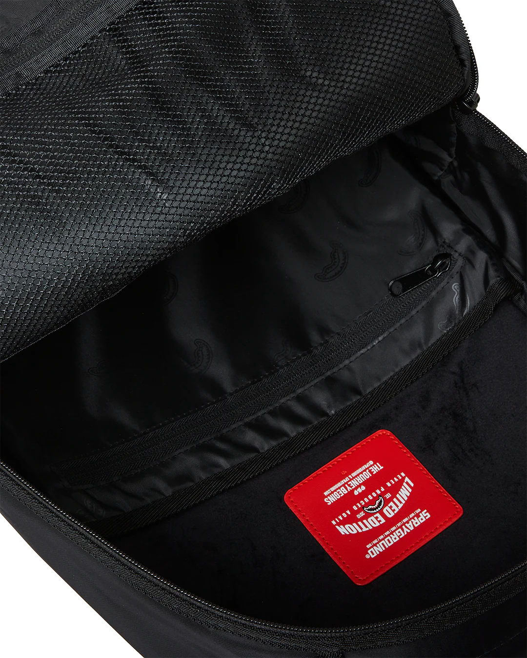 SHARK CENTRAL NYLON BLACK - Image 8